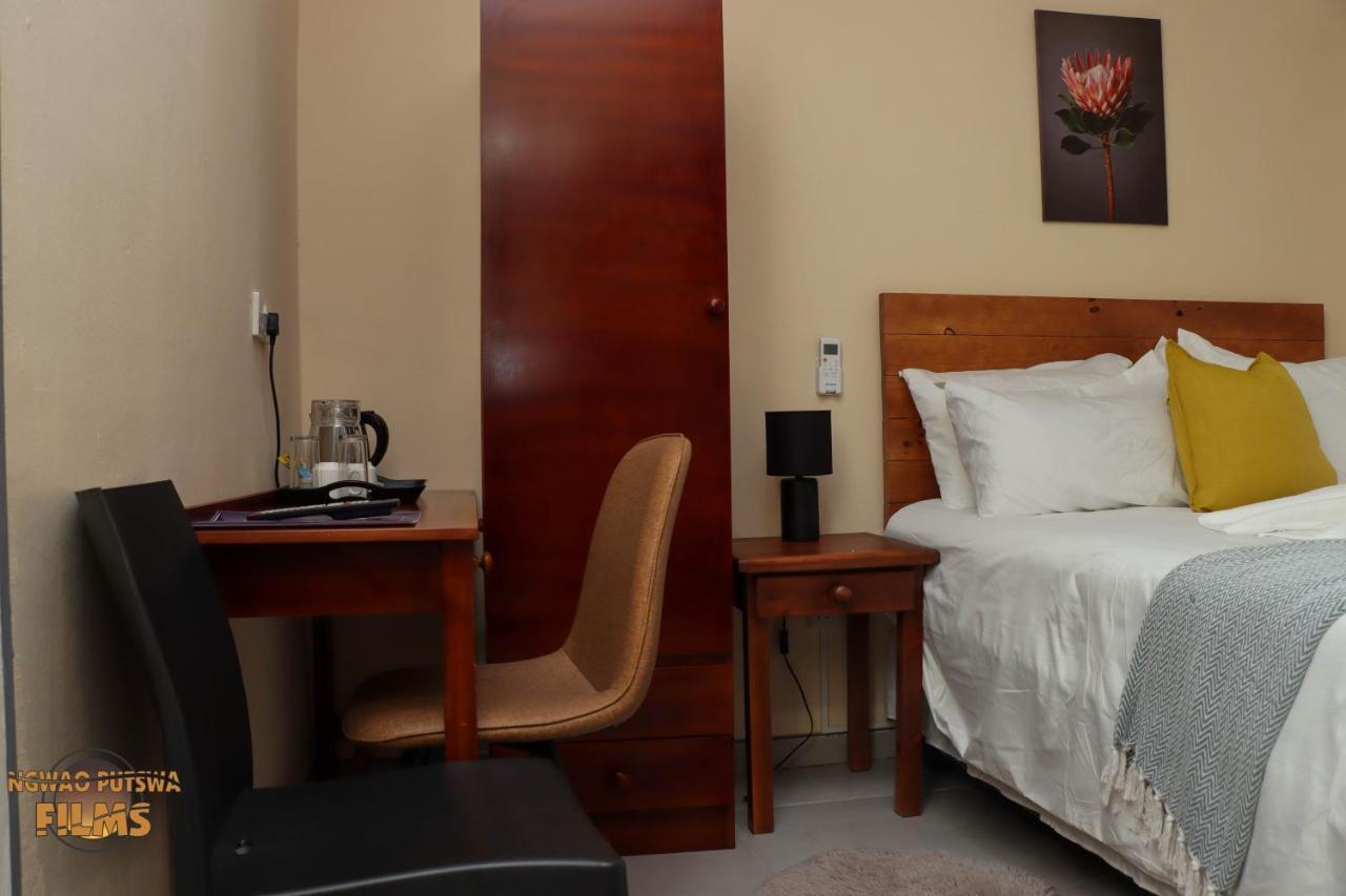 The Hill Bed And Breakfast ฟรานซิสทาวน์ ภายนอก รูปภาพ